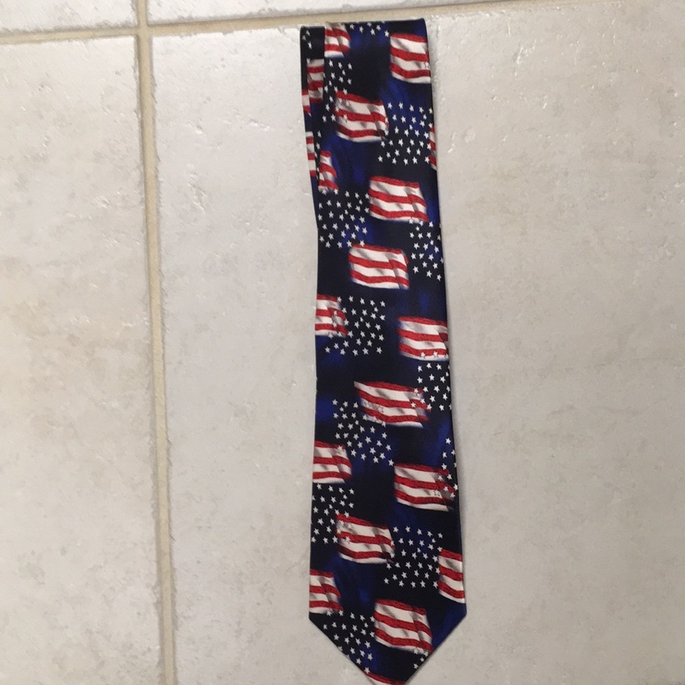 Mens necktie